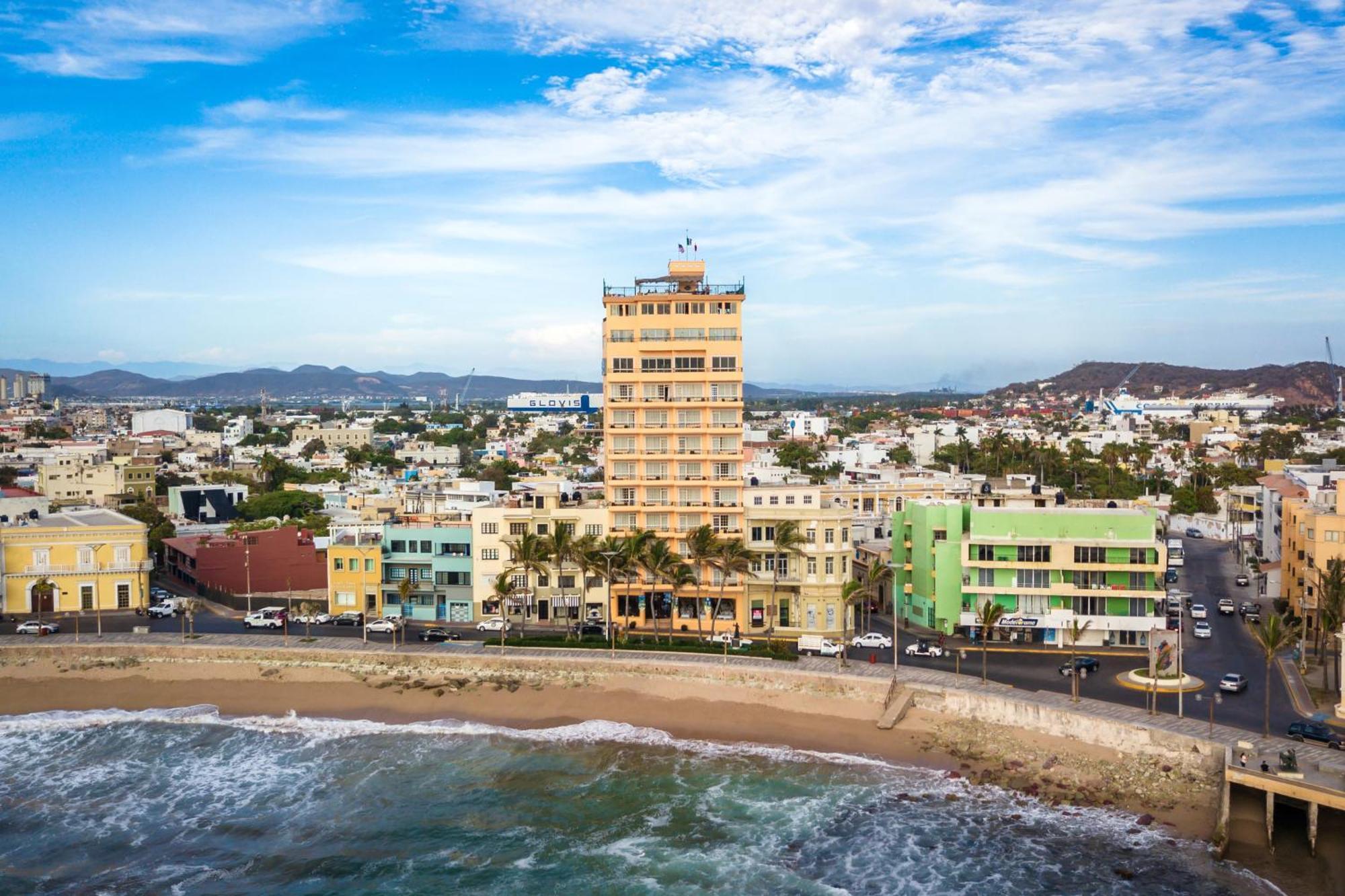 Western Freeman Centro Histórico Mazatlán